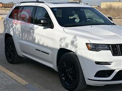 جیپ گراند شیرۆکی